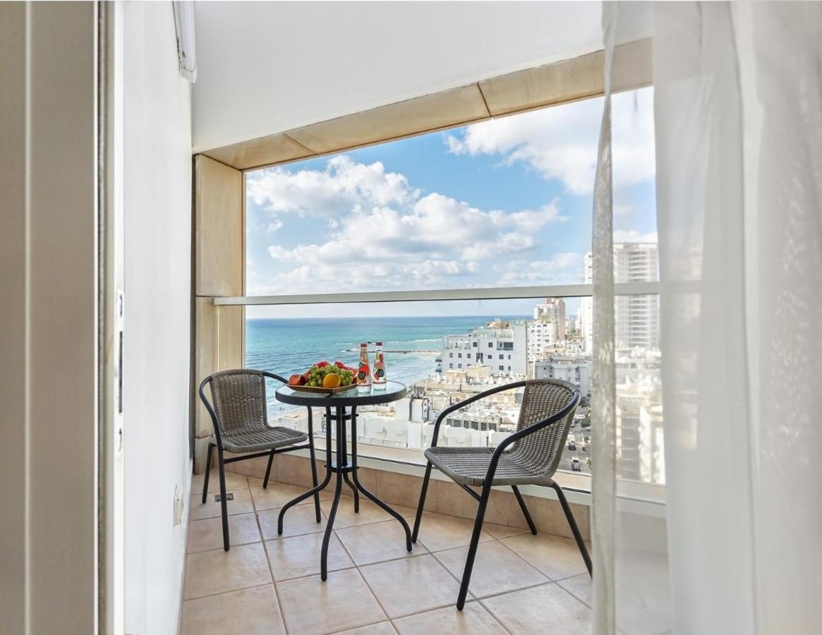Go To Apartments In Leonardo Bat Yam Phòng bức ảnh