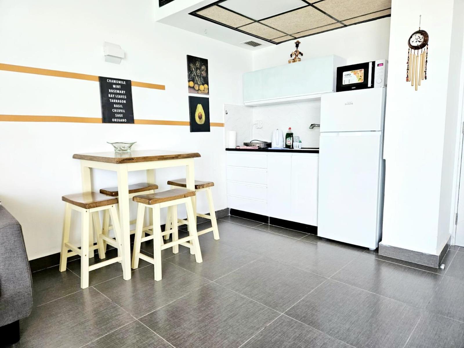 Go To Apartments In Leonardo Bat Yam Ngoại thất bức ảnh