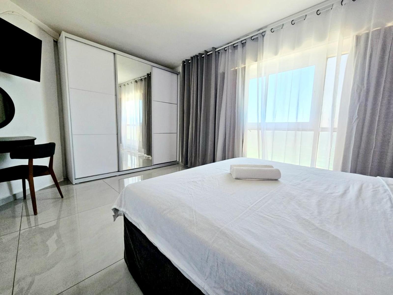 Go To Apartments In Leonardo Bat Yam Ngoại thất bức ảnh