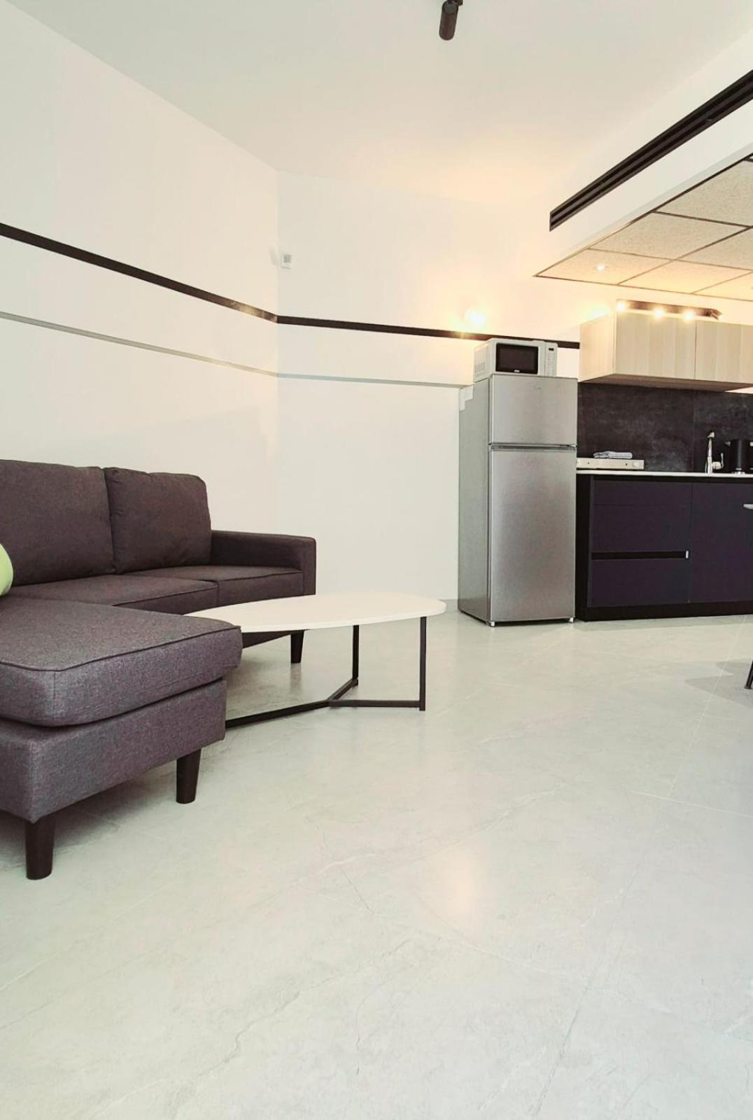 Go To Apartments In Leonardo Bat Yam Phòng bức ảnh