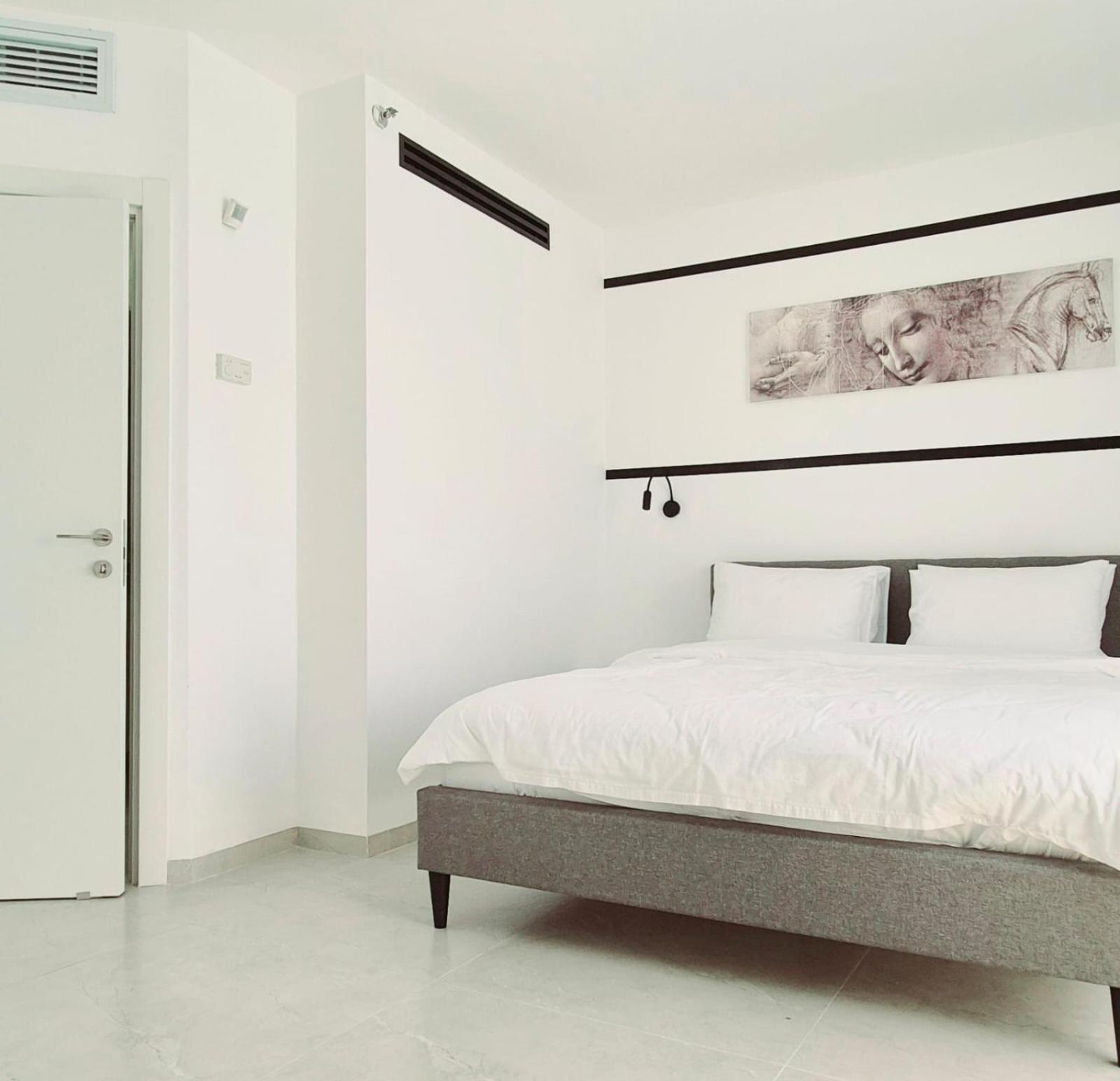 Go To Apartments In Leonardo Bat Yam Phòng bức ảnh