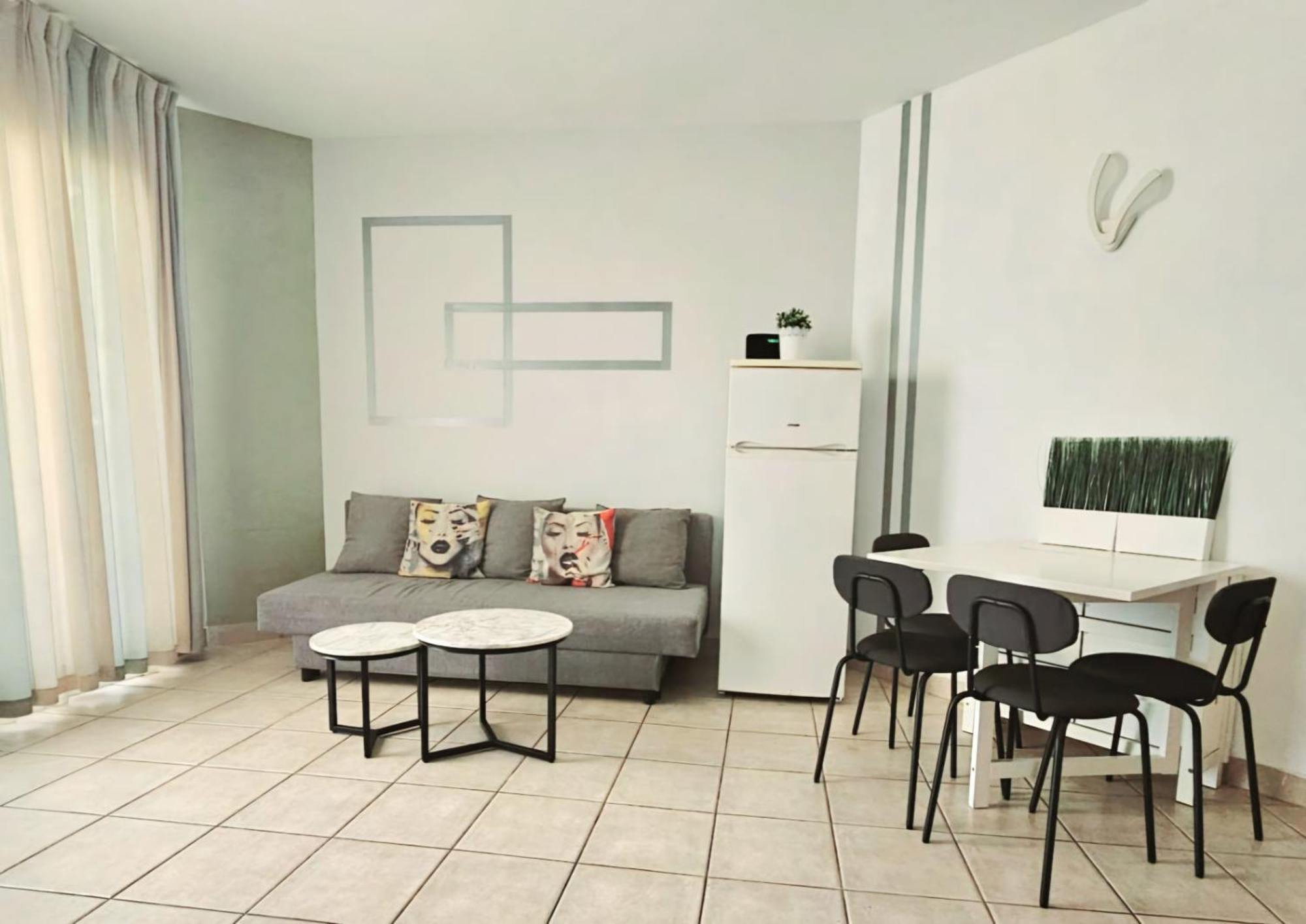 Go To Apartments In Leonardo Bat Yam Phòng bức ảnh